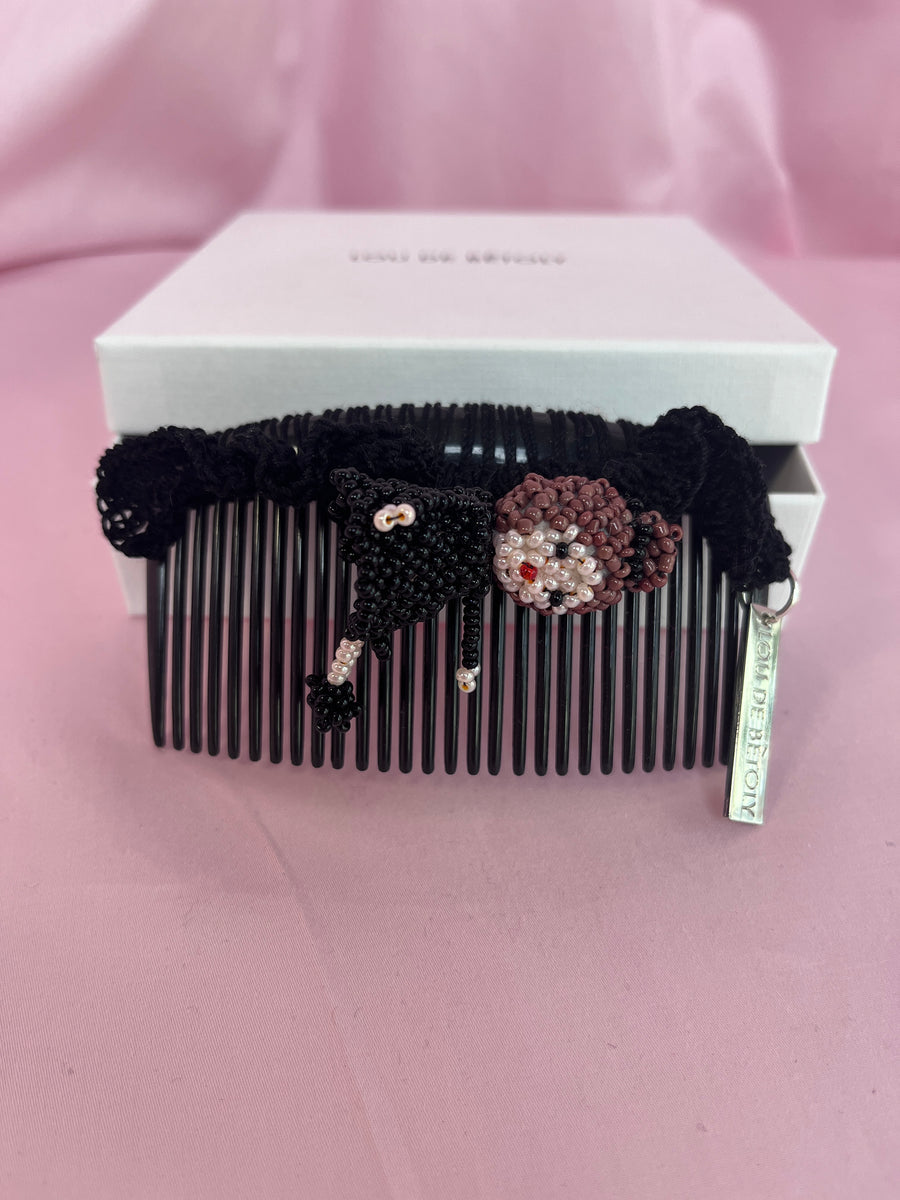 HAIR COMB