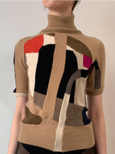 Load image into Gallery viewer, Front top in cashemere beige by Lou de Betloy
