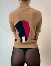 Load image into Gallery viewer, Back top in cashemere beige by Lou de Betloy
